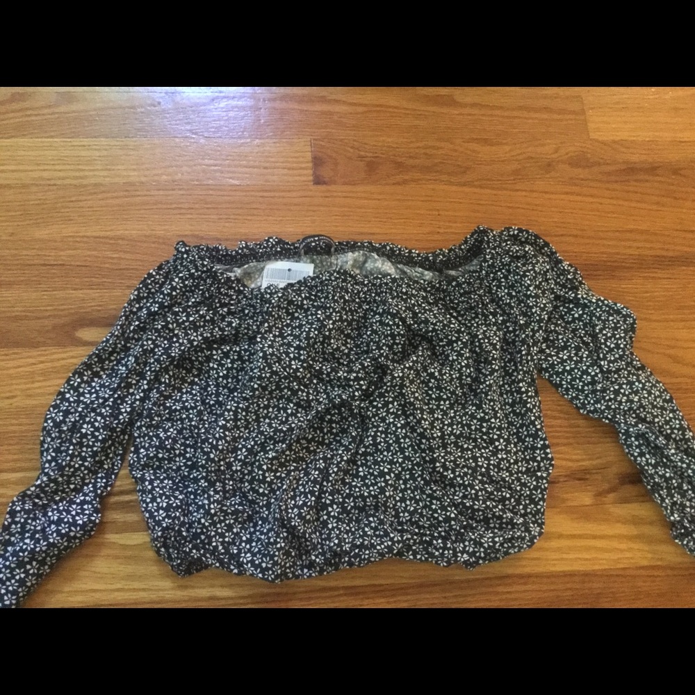 Brandy Melville "Maura" top, sold out pattern